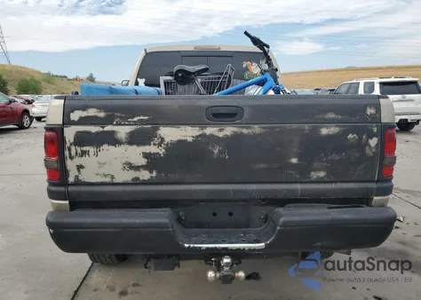 2002 Dodge Ram 2500 z USA, uszkodzony, nr VIN 3B7KF23612M293295